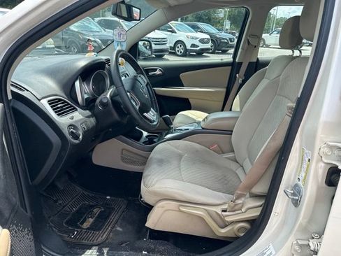 Used 2014 Dodge Journey American Value Package w/ Flexible Seating Group FWD image 21