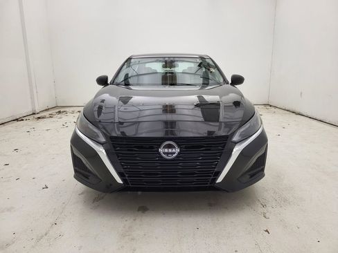 Used 2024 Nissan Altima 2.5 SV image 15