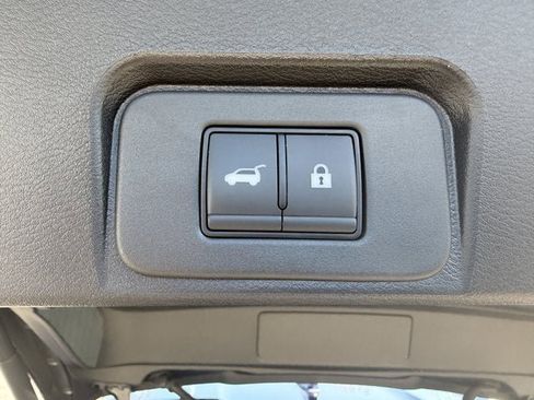 Used 2026 Nissan Rogue SL image 21