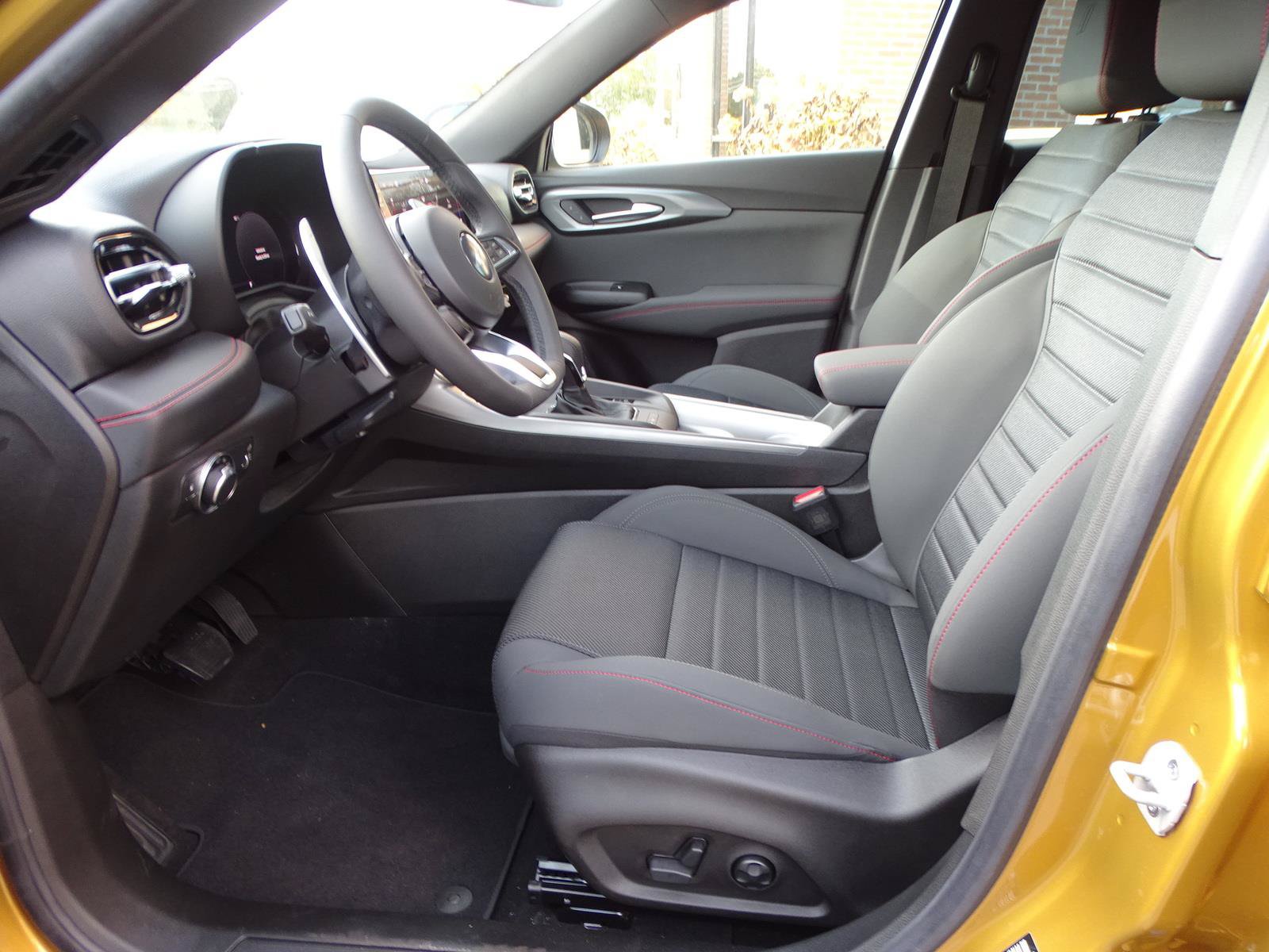 New 2024 Dodge Hornet R/T w/ R/T Blacktop Package AWD/4WD image 5