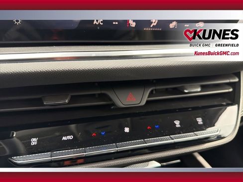 New 2026 Buick Envision Preferred AWD/4WD image 25