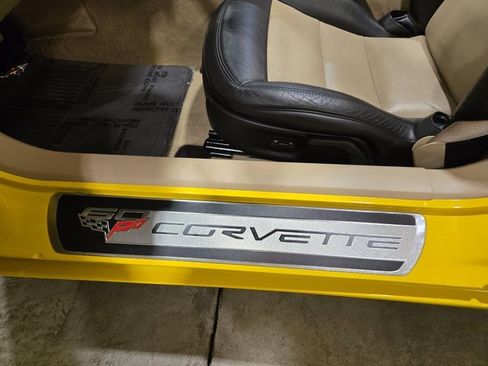 Used 2013 Chevrolet Corvette 427 image 21
