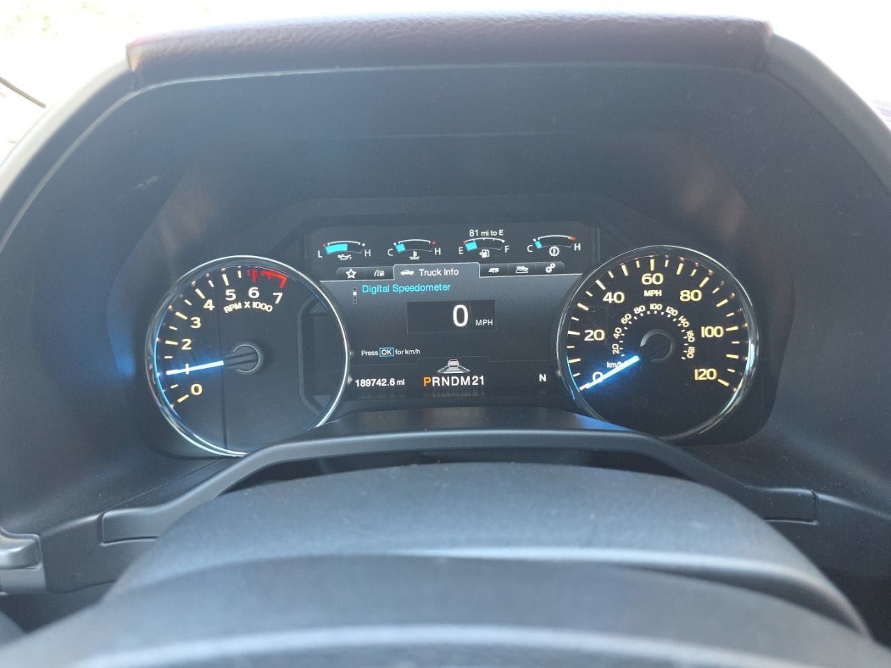 Used 2015 Ford F150 Platinum w/ Equipment Group 701A Luxury AWD/4WD image 27