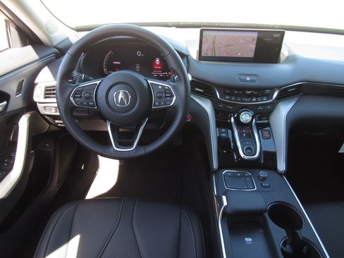 Certified 2025 Acura TLX w/ Technology Package image 16