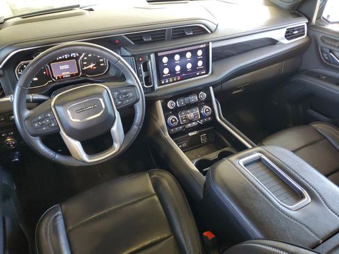 Used 2021 GMC Yukon Denali w/ Denali Premium Package AWD/4WD image 14