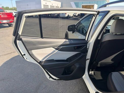 Used 2019 Subaru Crosstrek 2.0i Premium AWD/4WD image 7