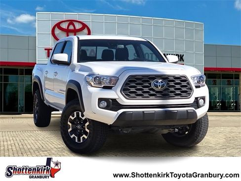 Used 2023 Toyota Tacoma TRD Off-Road image 1
