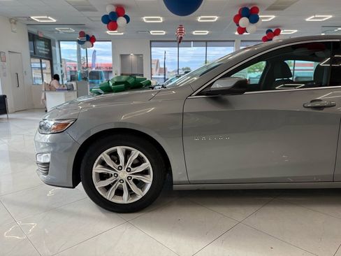 Used 2023 Chevrolet Malibu LT FWD image 6