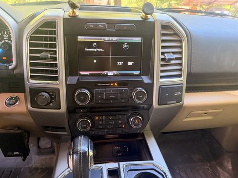 Used 2015 Ford F150 Lariat AWD/4WD image 13