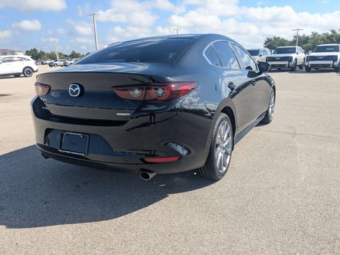 Used 2023 MAZDA MAZDA3 s FWD image 5