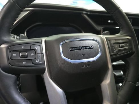 Used 2024 GMC Sierra 1500 Denali AWD/4WD image 18