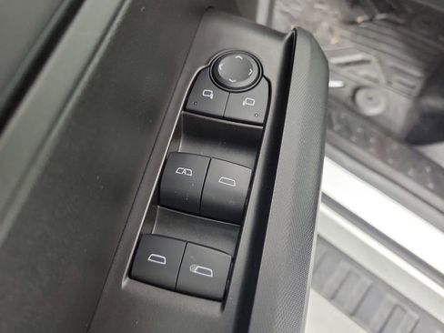 Used 2026 Chevrolet Colorado Trail Boss AWD/4WD image 16
