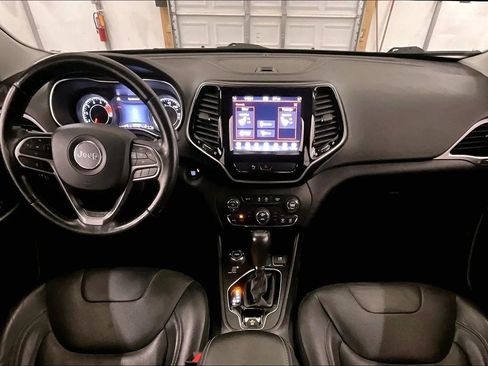 Used 2019 Jeep Cherokee Limited image 14