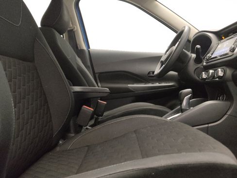 Used 2021 Nissan Kicks S FWD image 21