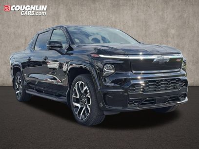 New 2025 Chevrolet Silverado EV RST