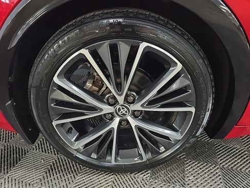 Used 2024 Toyota Prius Limited AWD/4WD image 16