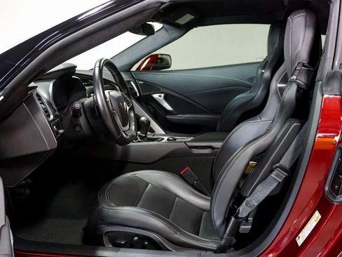 Used 2018 Chevrolet Corvette Z06 RWD image 8