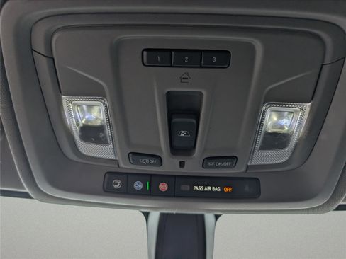 Used 2021 Chevrolet Silverado 1500 LT Trail Boss w/ Convenience Package II AWD/4WD image 23