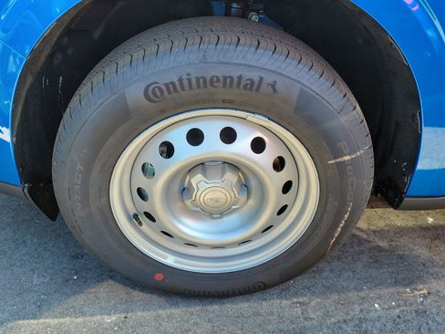 New 2026 Ford Maverick XL image 7