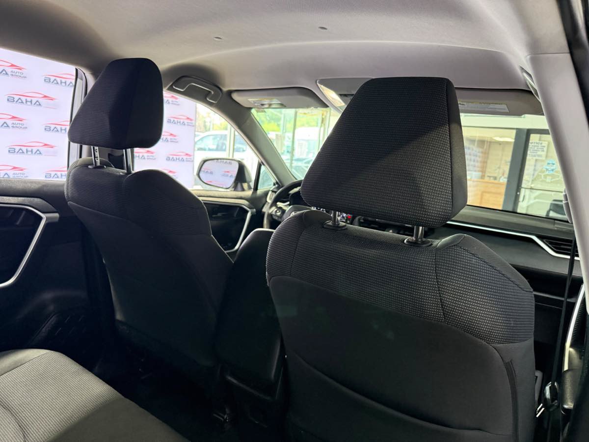 Used 2022 Toyota RAV4 LE AWD/4WD image 42