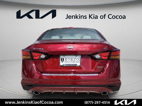 Used 2023 Nissan Altima 2.5 SL AWD/4WD image 6