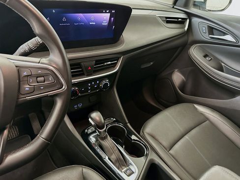 Used 2024 Buick Encore GX Sport Touring image 25