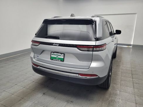 Used 2022 Jeep Grand Cherokee Limited 4xe w/ Luxury Tech Group II AWD/4WD image 7