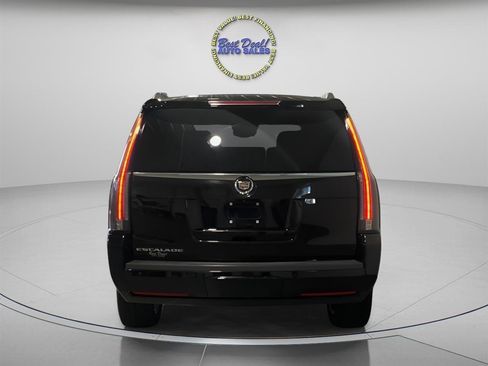 Used 2015 Cadillac Escalade Premium AWD/4WD image 4
