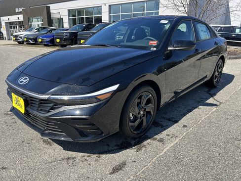 New 2026 Hyundai Elantra Sport FWD image 1