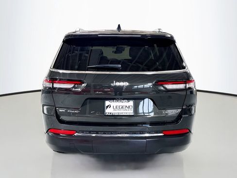 Used 2022 Jeep Grand Cherokee L Limited w/ Trailer Tow Group (B) image 8