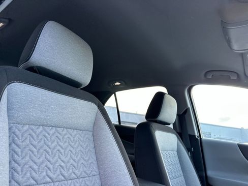 Used 2022 Chevrolet Equinox LT FWD image 16