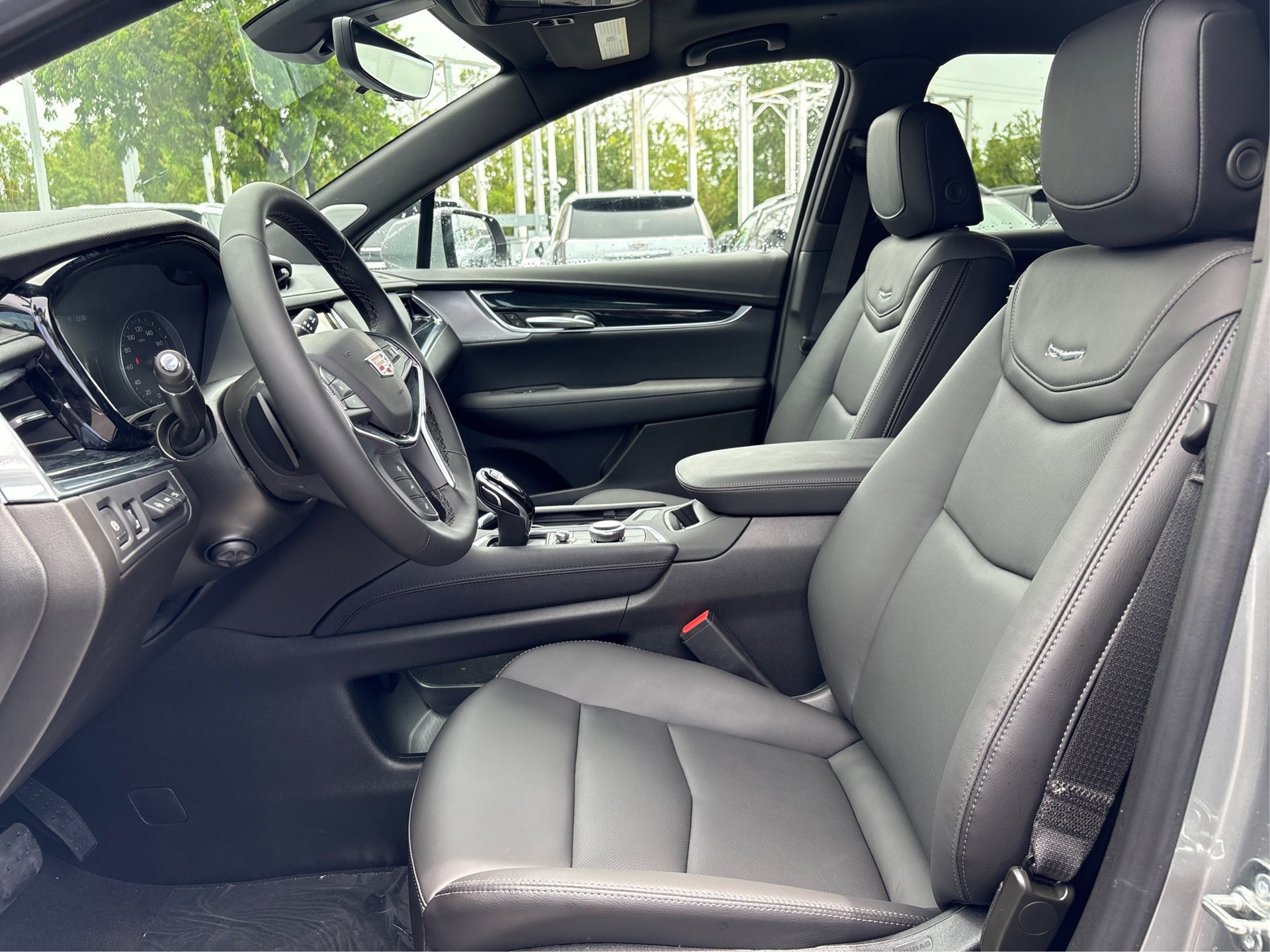 New 2026 Cadillac XT5 Premium Luxury FWD image 9