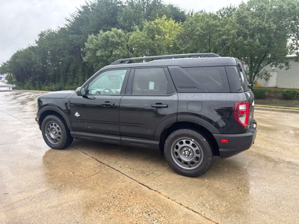 Used 2024 Ford Bronco Sport Outer Banks AWD/4WD image 15