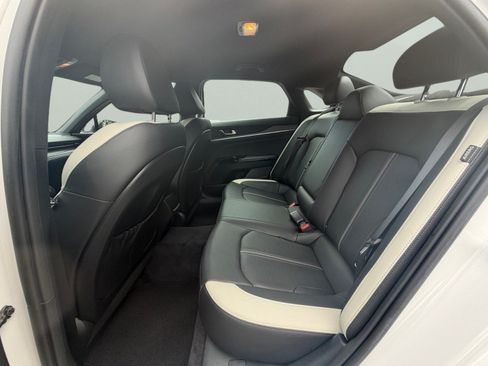 Certified 2025 Kia K5 GT-Line AWD/4WD image 23