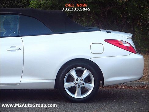 Used 2005 Toyota Solara SLE image 32
