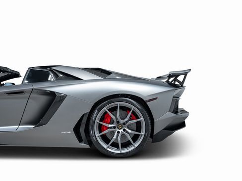 Used 2017 Lamborghini Aventador LP 700-4 image 29