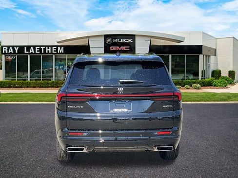 New 2026 Buick Enclave Sport Touring w/ Power Package image 4