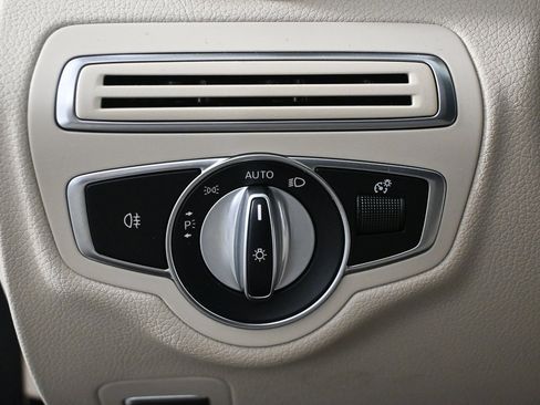 Certified 2021 Mercedes-Benz C 300 Sedan image 9