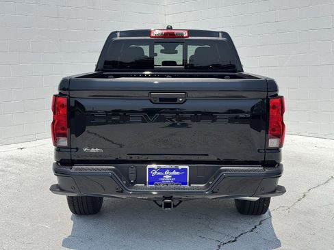 New 2025 Chevrolet Colorado W/T w/ WT Custom Package image 11