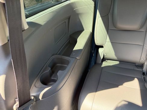 Used 2013 Honda Odyssey EX-L image 32