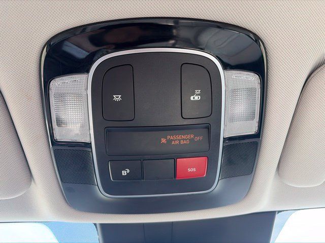 Used 2025 Hyundai Sonata SEL FWD image 23