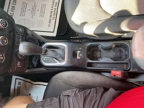 Used 2020 Jeep Renegade Sport image 24