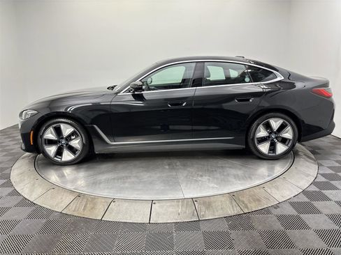 Used 2025 BMW i4 xDrive40i w/ Parking Assistance Package image 16