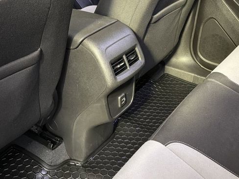 Used 2020 Chevrolet Equinox LS AWD/4WD image 28