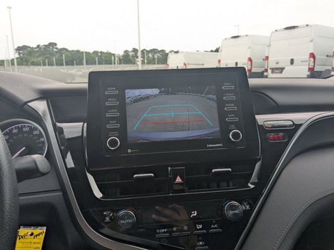 Used 2023 Toyota Camry LE FWD image 13