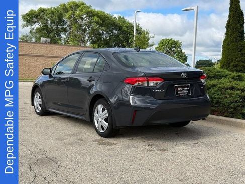 Used 2023 Toyota Corolla LE w/ LE Premium Package FWD image 5