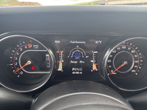 Used 2020 Jeep Wrangler Unlimited Sport AWD/4WD image 21