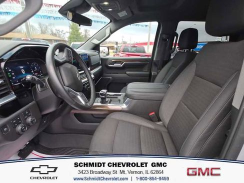 Used 2024 Chevrolet Silverado 1500 LT Trail Boss image 12