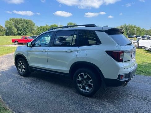 Used 2022 Honda Passport TrailSport image 7