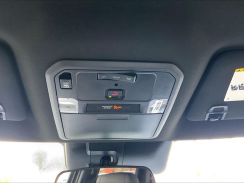 New 2026 Toyota Tundra SR5 AWD/4WD image 18